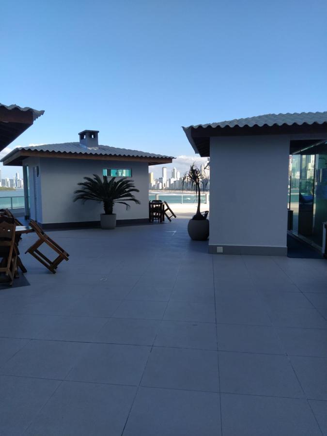 Um Com Vista Estrada Da Rainha *