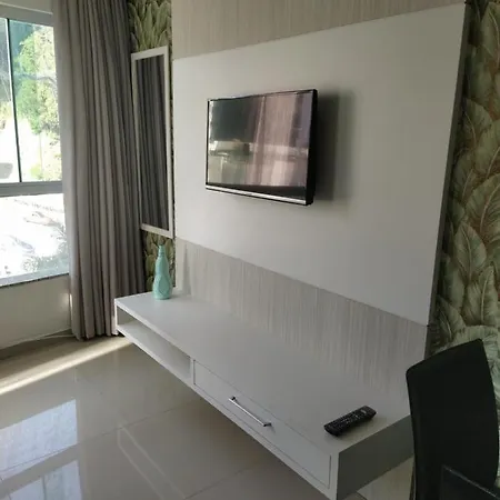Apart Um Dormitorio Com Vista Para Estrada Da Rainha Balneario Camboriu Exterior photo