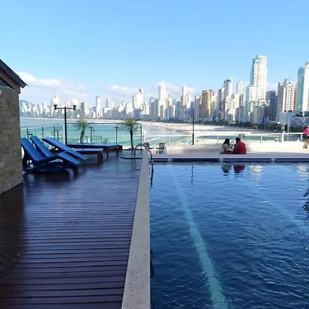 Apart Um Dormitorio Com Vista Para Estrada Da Rainha Balneario Camboriu Exterior photo