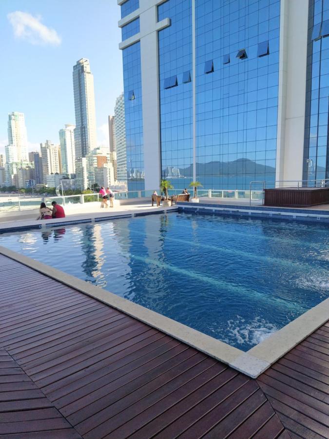 Um Com Vista Estrada Da Rainha Apartment